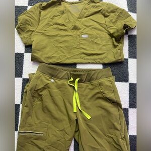 FIGS Olive Green Scrub Set